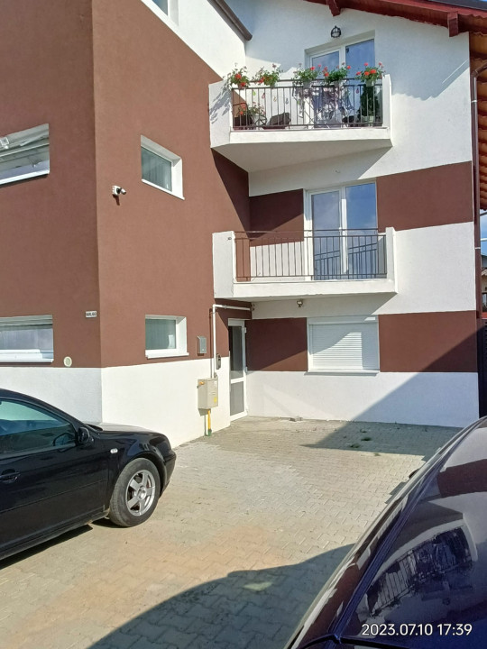 Apartament 3 camere Decomandat