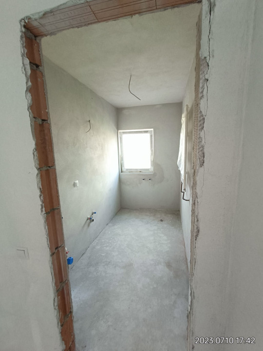 Apartament 3 camere Decomandat