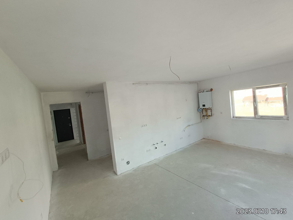 Apartament 3 camere Decomandat