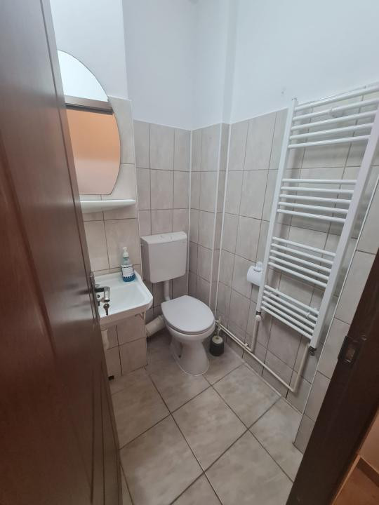 Apartament cu 2 camere, in Alexandru, zona Scolii Alecu Russo!