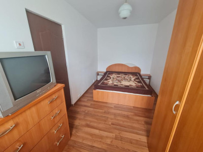 Apartament cu 2 camere, in Alexandru, zona Scolii Alecu Russo! Comision mic!