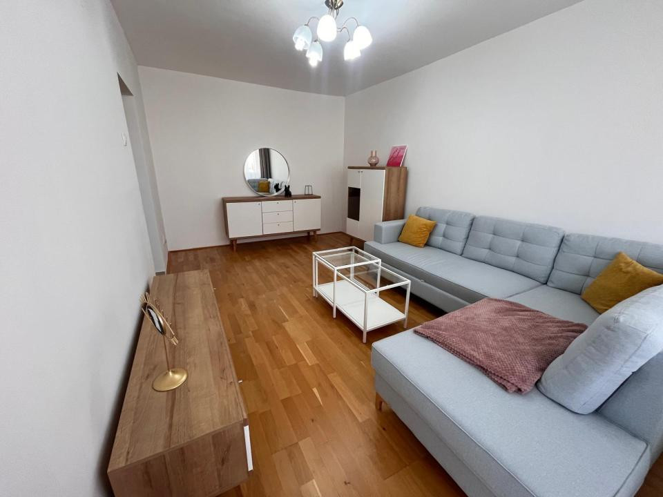 Apartament 3 Camere - Zona Mihai Viteazu - inchiriere