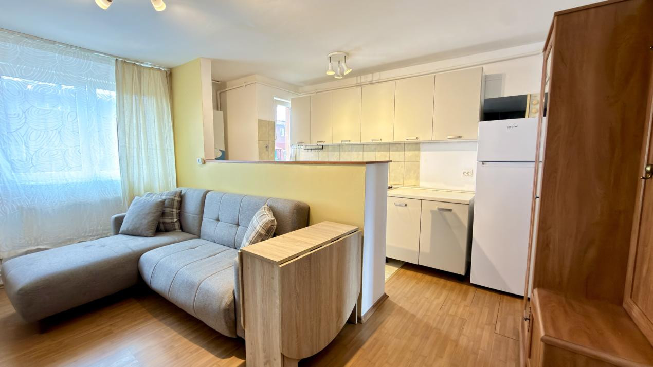 Apartament tip mansardă pe două niveluri, de închiriat, Calea Cisnădiei, Sibiu