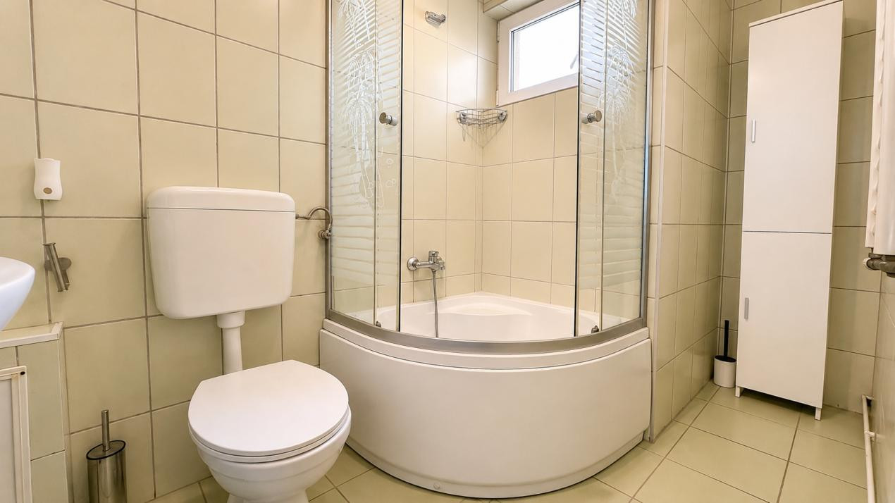 Apartament tip mansardă pe două niveluri, de închiriat, Calea Cisnădiei, Sibiu