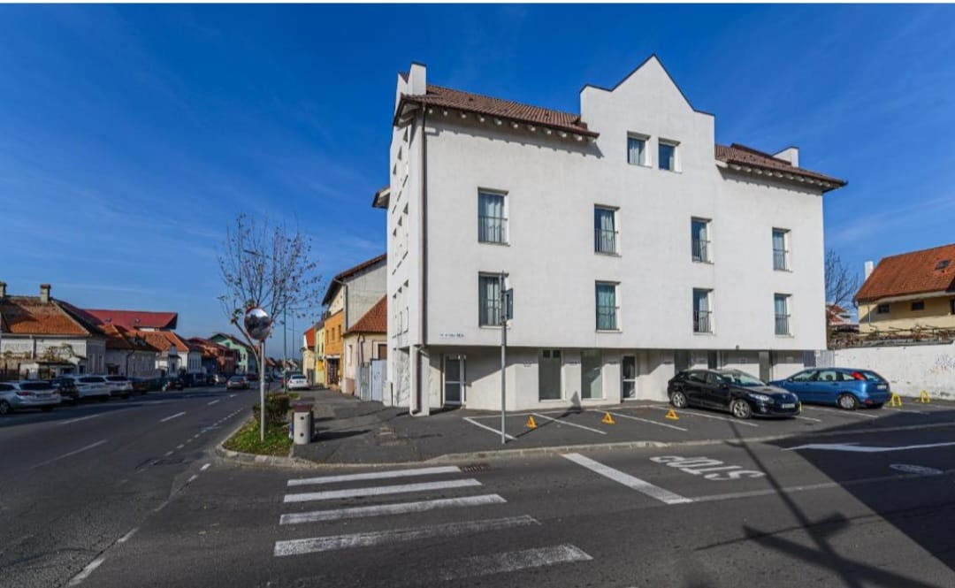 Apartament 2 camere, mobilat și utilat, etaj 1, strada De Mijloc