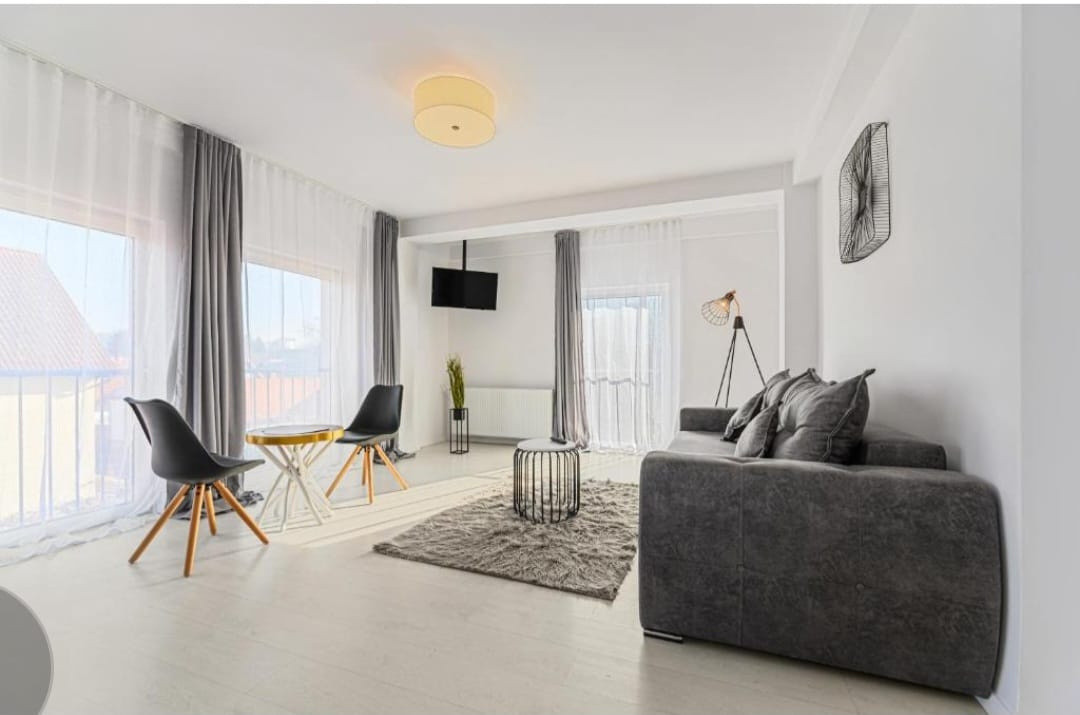 Apartament 2 camere, mobilat și utilat, etaj 2, strada De Mijloc