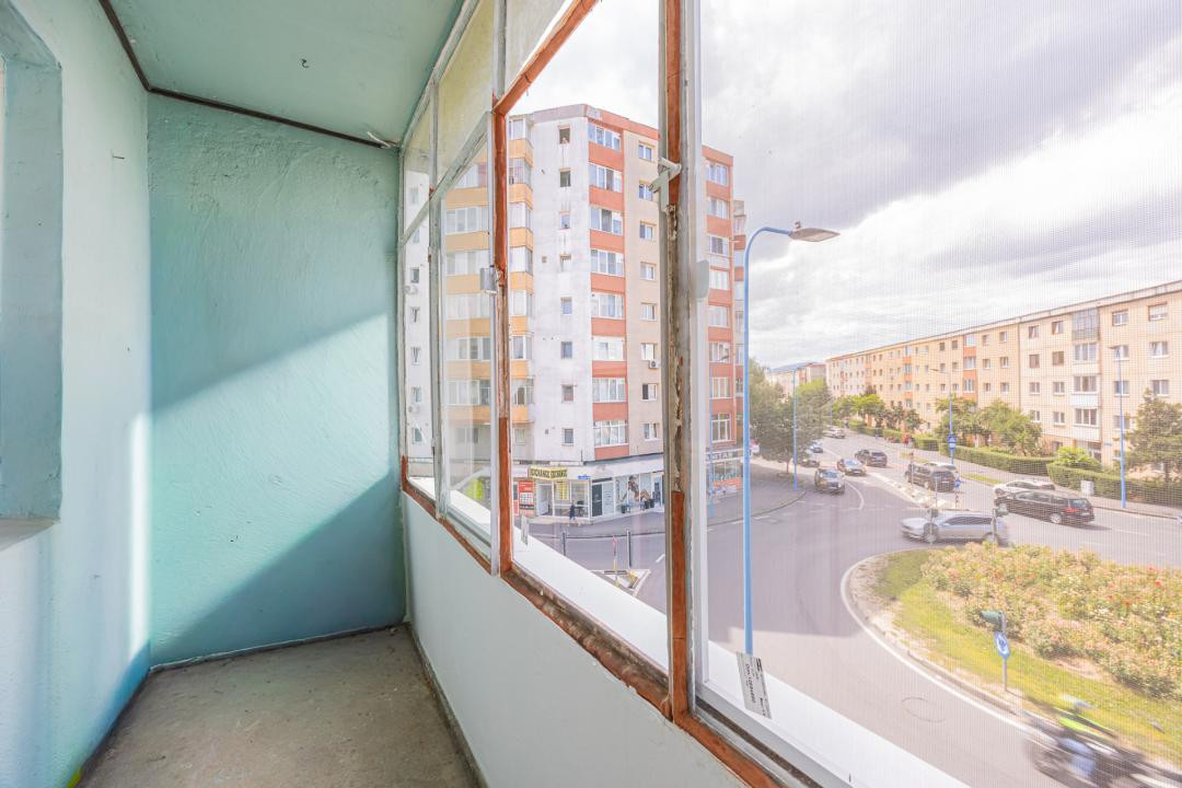 Apartament 2 camere renovat, Tractorul – zona Cerna