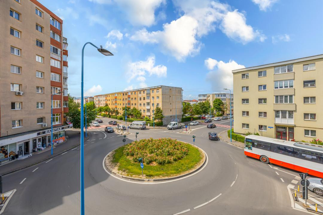 Apartament 2 camere renovat, Tractorul – zona Cerna