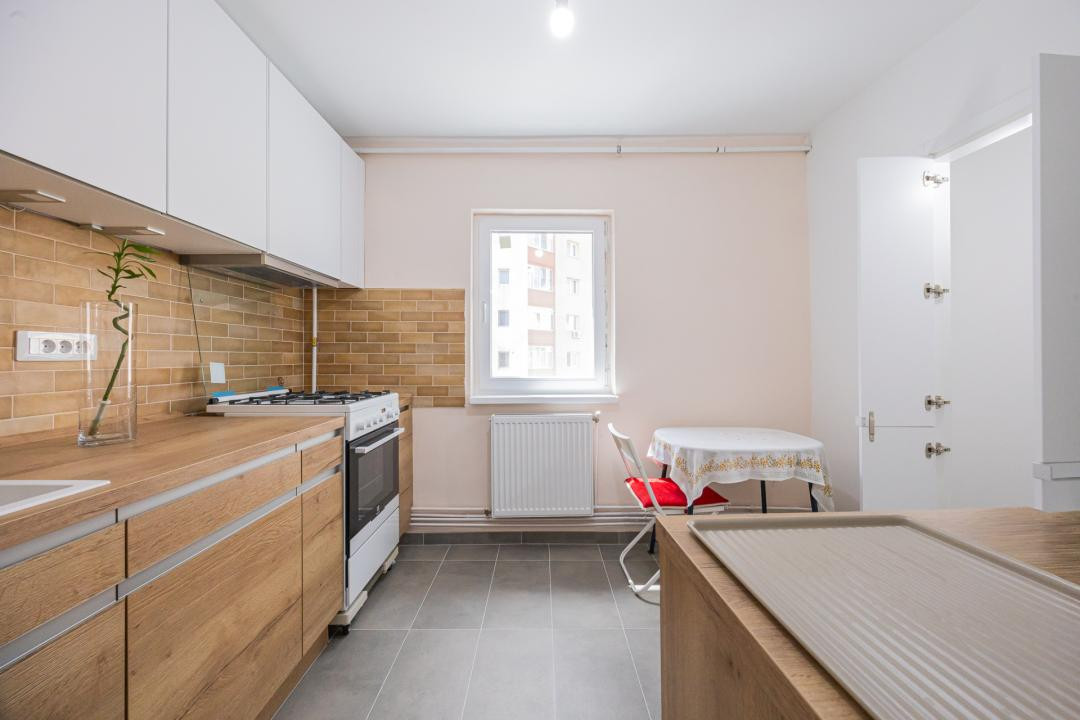 Apartament 2 camere renovat, Tractorul – zona Cerna