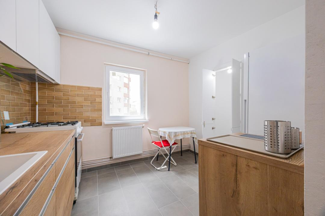 Apartament 2 camere renovat, Tractorul – zona Cerna