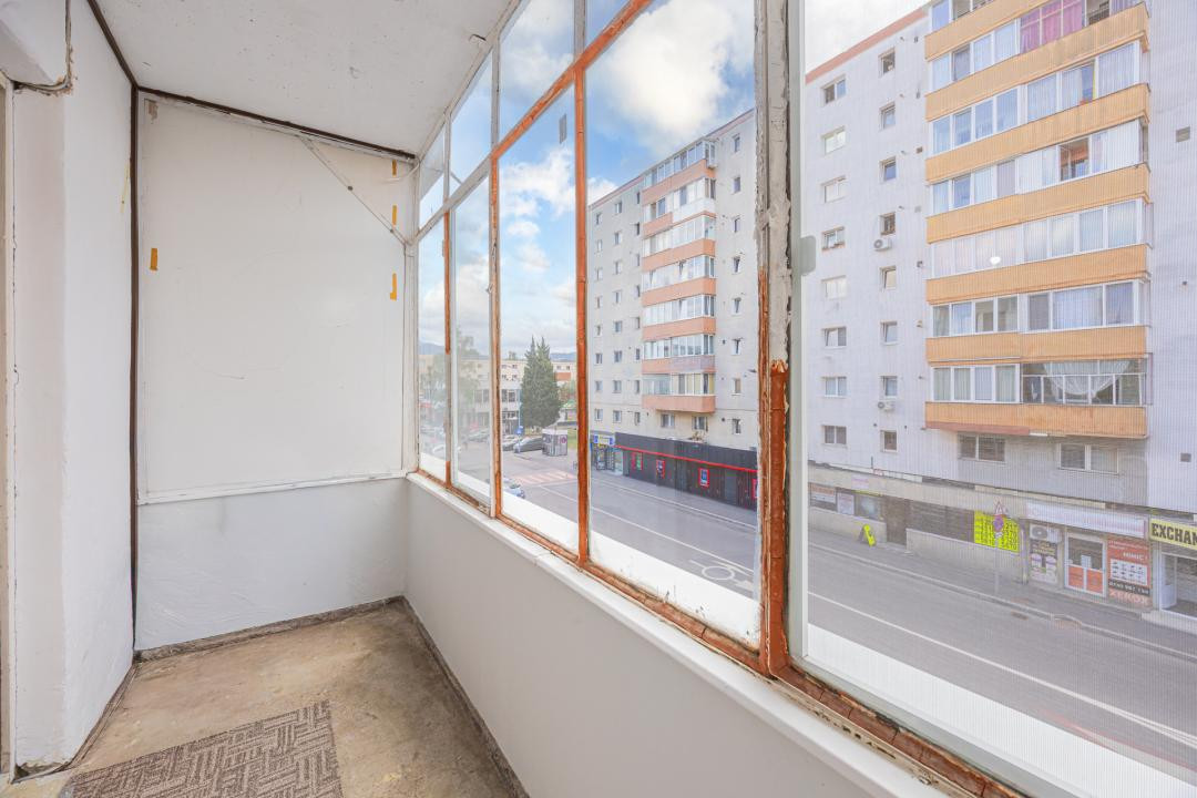 Apartament 2 camere renovat, Tractorul – zona Cerna
