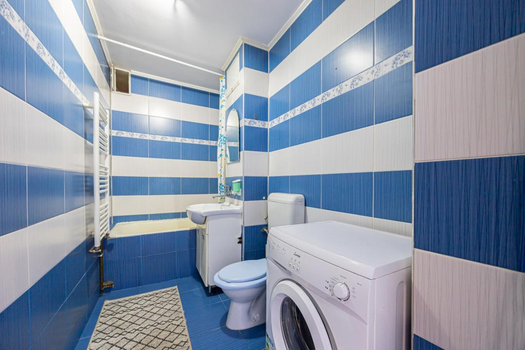 Garsonieră decomandată, 39 mp, bloc de apartamente - zona Calea București