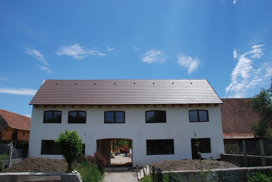 Casa saseasca, 2500 mp teren, 2 fronturi stradale – Cristian – 0% comision
