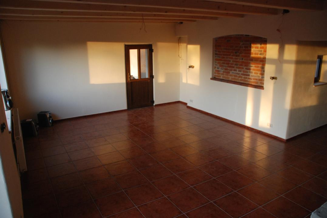 Casa saseasca, 2500 mp teren, 2 fronturi stradale – Cristian – 0% comision