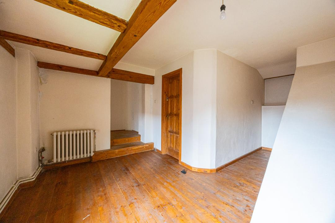 Casa saseasca, 2500 mp teren, 2 fronturi stradale – Cristian – 0% comision