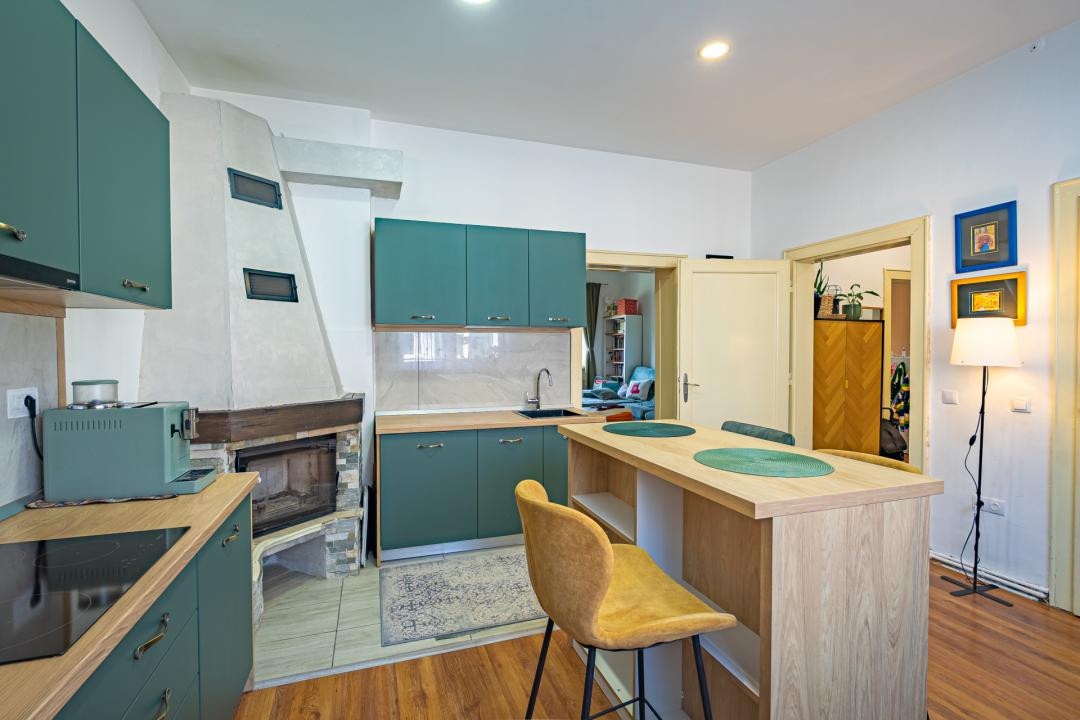 Apartament la casă, zonă liniștită și centrală — Str. Lupeni, Sibiu