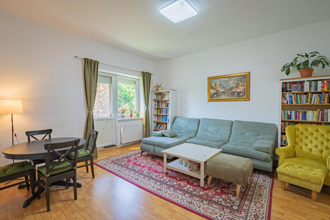 Apartament la casă, zonă liniștită și centrală — Str. Lupeni, Sibiu