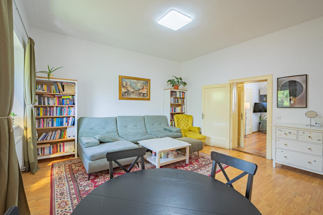 Apartament la casă, zonă liniștită și centrală — Str. Lupeni, Sibiu