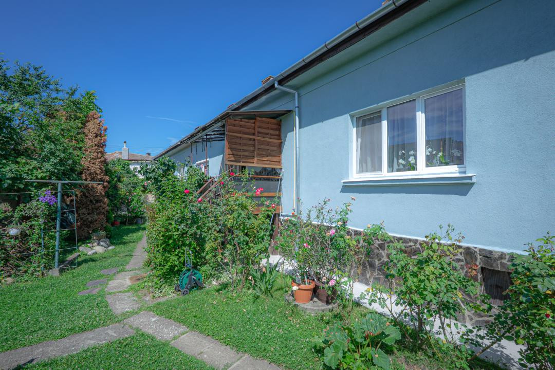 Apartament la casă, zonă liniștită și centrală — Str. Lupeni, Sibiu