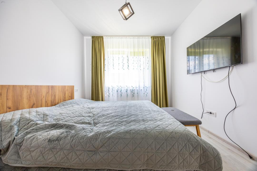 Vânzare apartament cu 3 camere, decomandat, Casa Nobel – Zona Tractorul