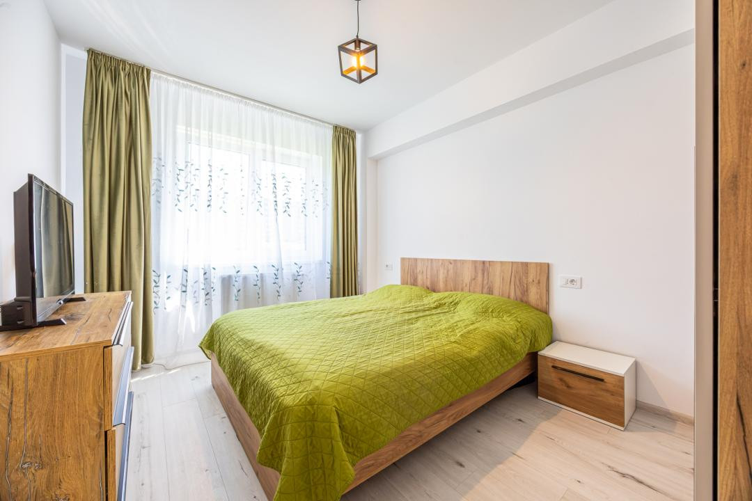 Vânzare apartament cu 3 camere, decomandat, Casa Nobel – Zona Tractorul