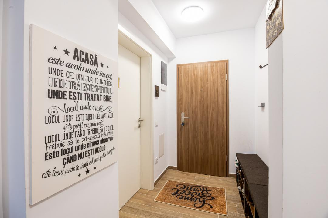 Vânzare apartament cu 3 camere, decomandat, Casa Nobel – Zona Tractorul