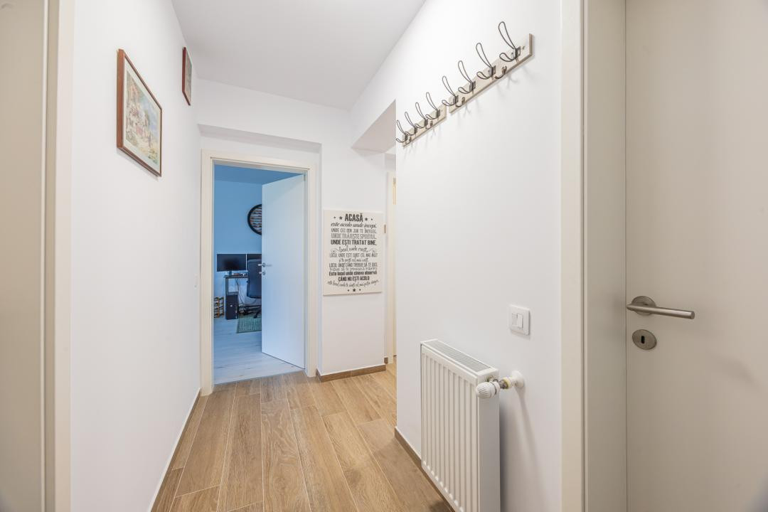 Vânzare apartament cu 3 camere, decomandat, Casa Nobel – Zona Tractorul