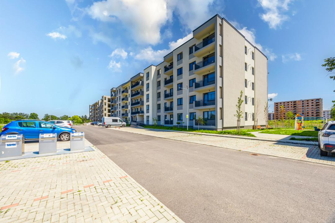 Vânzare apartament cu 3 camere, decomandat, Casa Nobel – Zona Tractorul