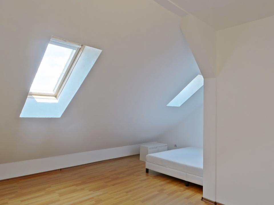 Închiriere apartament cu 2 camere, mobilat si utilat - strada 13 Decembrie