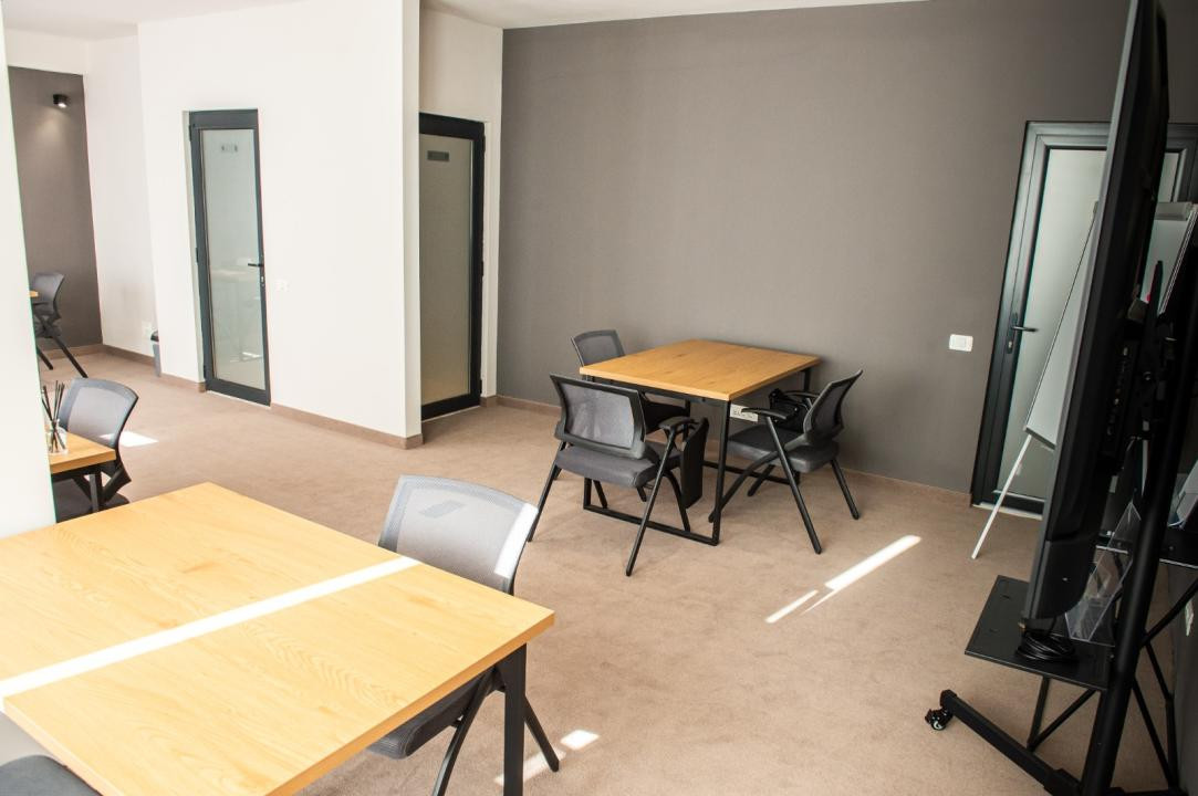 Birouri moderne de închiriat – complet mobilate și echipate