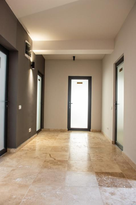 Birou modern de închiriat – 35,3 mp