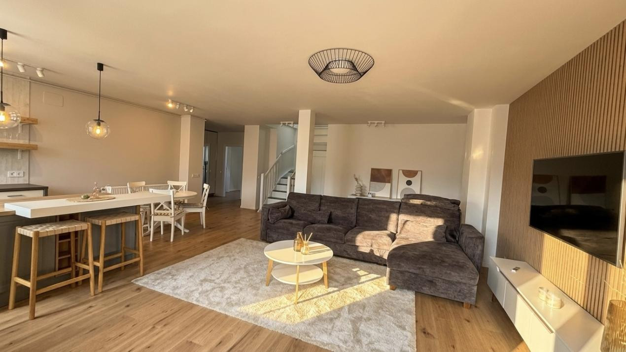 Penthouse superb pe 2 niveluri - Zona Semicentrala 