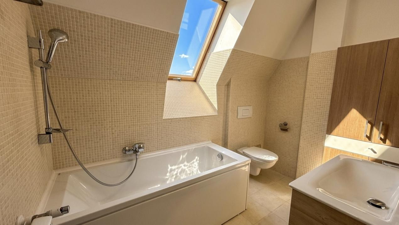 Penthouse superb pe 2 niveluri - Zona Semicentrala 