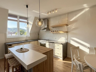 Penthouse superb pe 2 niveluri - Zona Semicentrala 