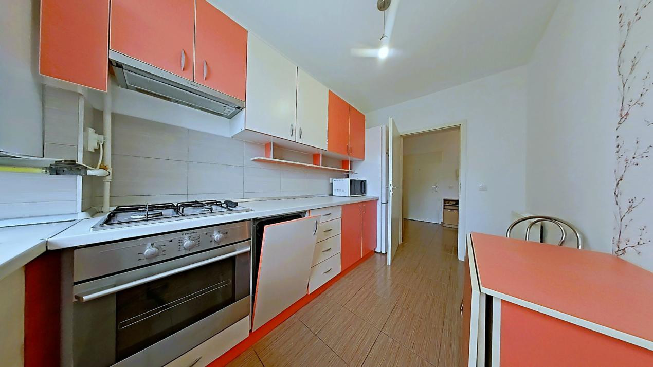 Apartament 2 camere decomandat,55mp Avantgarden, Parcare + Boxă. Aer conditionat