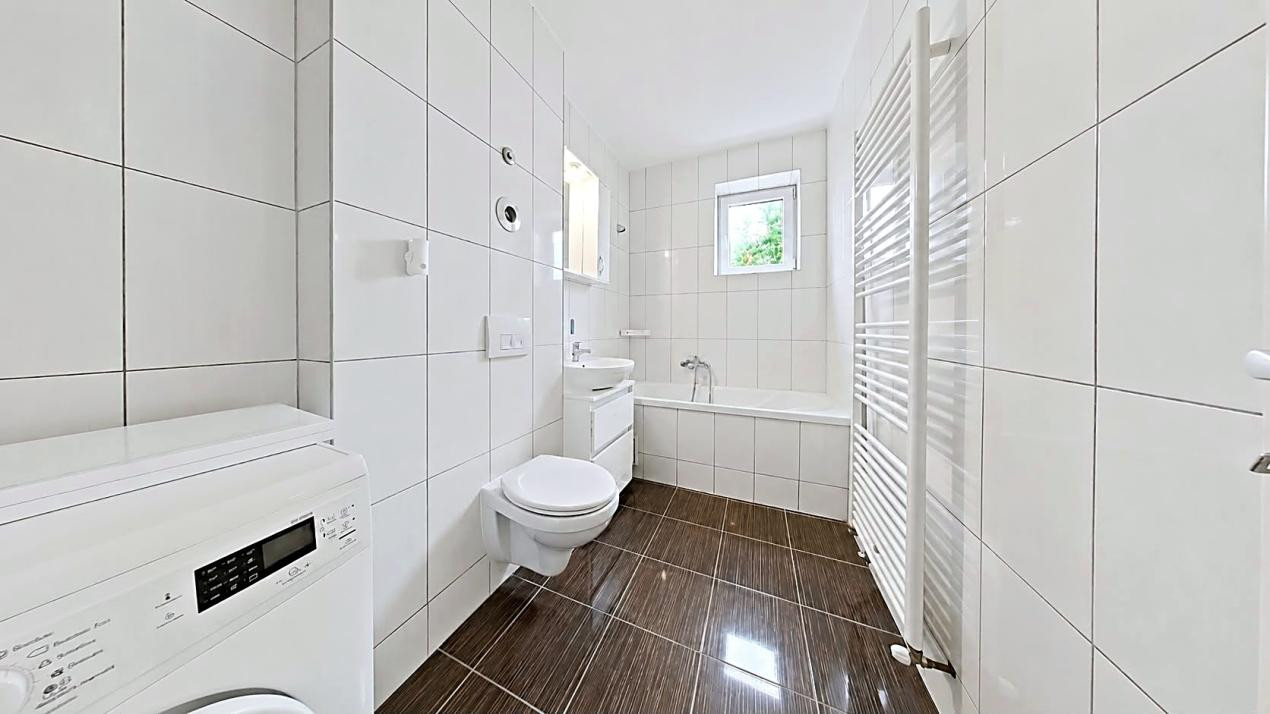 Apartament 2 camere decomandat,55mp Avantgarden, Parcare + Boxă. Aer conditionat