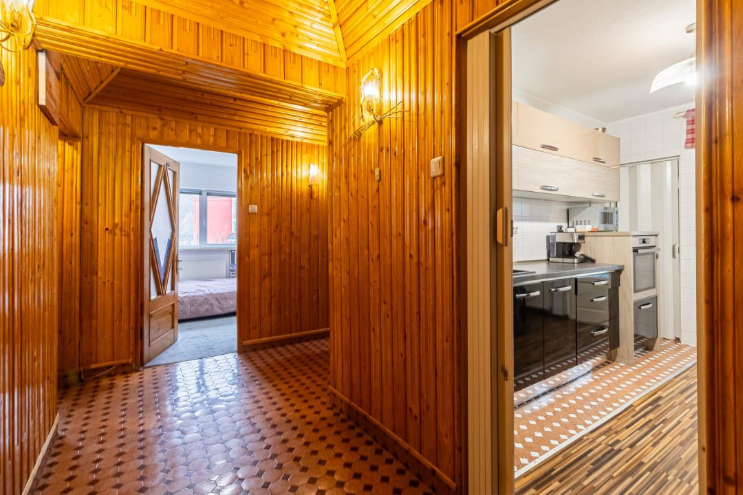 Apartament 4 camere de inchiriat | Răcădău, Brașov | Etaj 2 | Parcare
