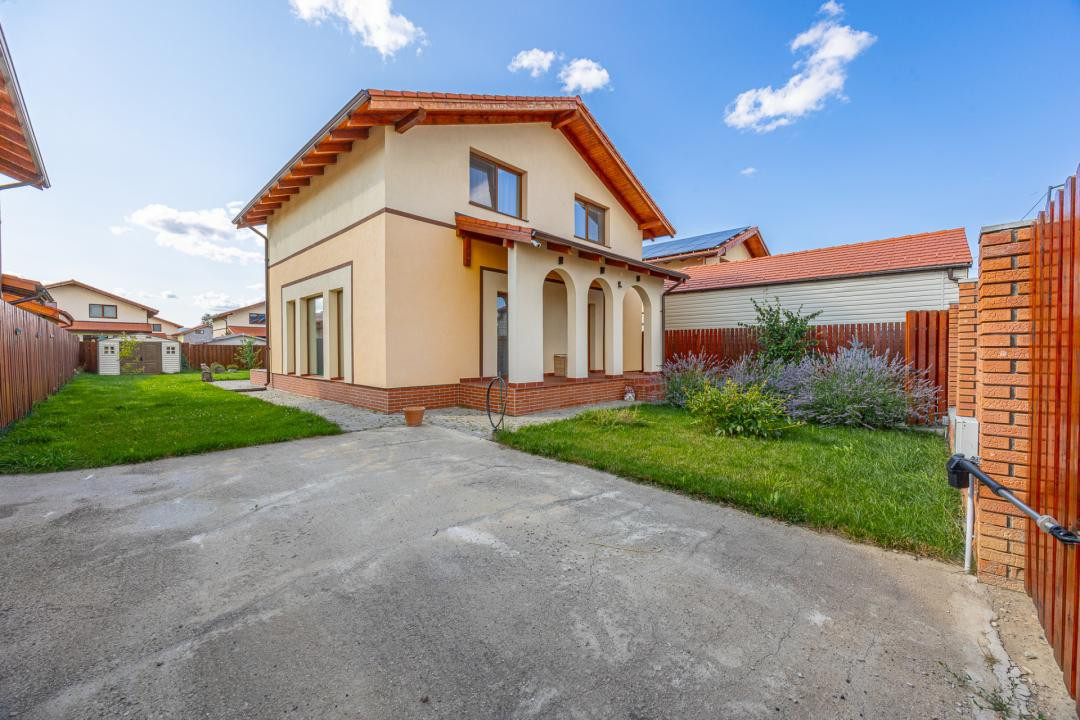 Casa la cheie, 500 mp teren – Cristian – 0% comision