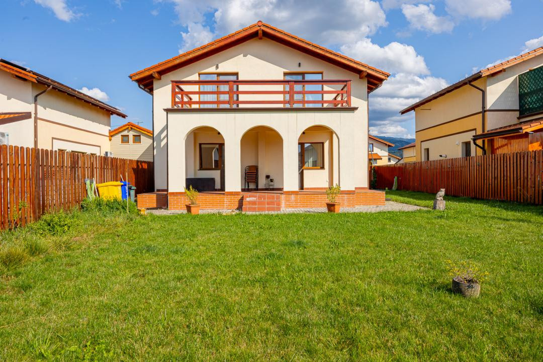 Casa la cheie, 500 mp teren – Cristian – 0% comision