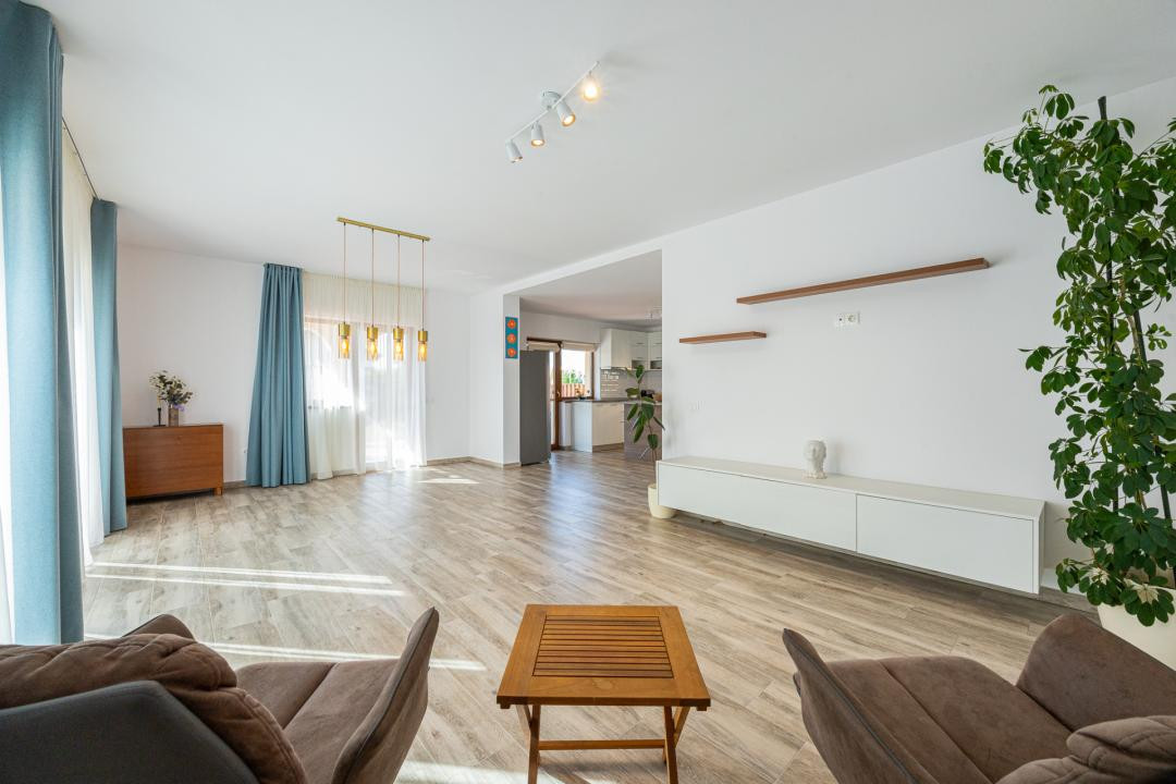 Casa la cheie, 500 mp teren – Cristian – 0% comision