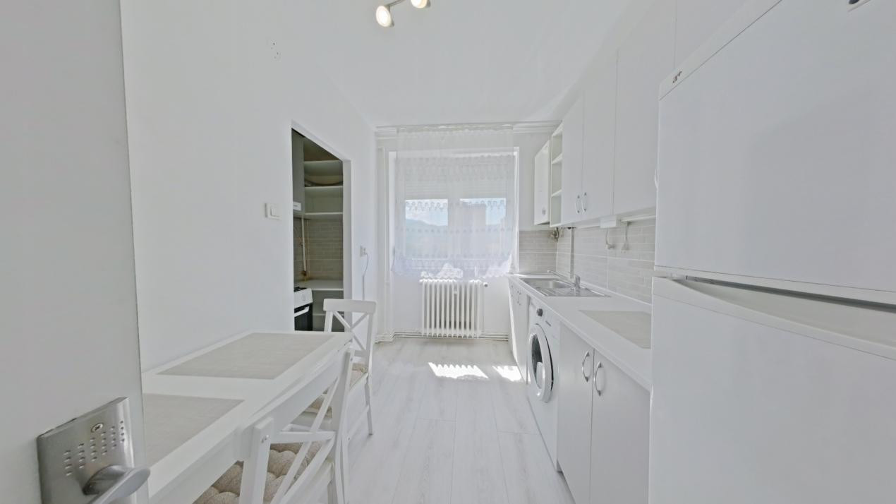 Apartament 2 camere, 50 mp, RENOVAT, prima închiriere, Zona Astra