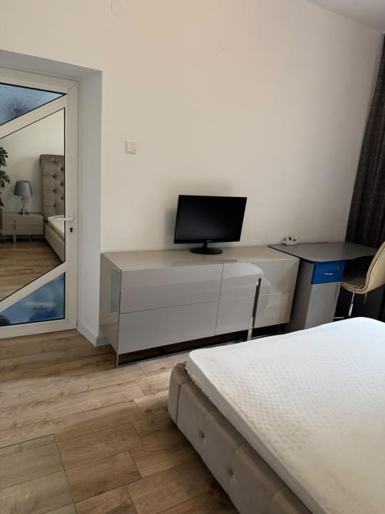 Apartament cu 2 camere decomandat in Centru, Piata Unirii!!