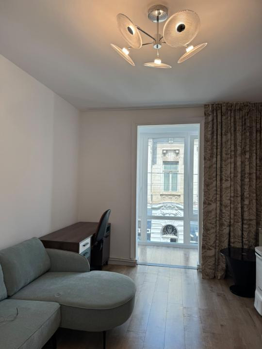 Apartament cu 2 camere decomandat in Centru, Piata Unirii!!