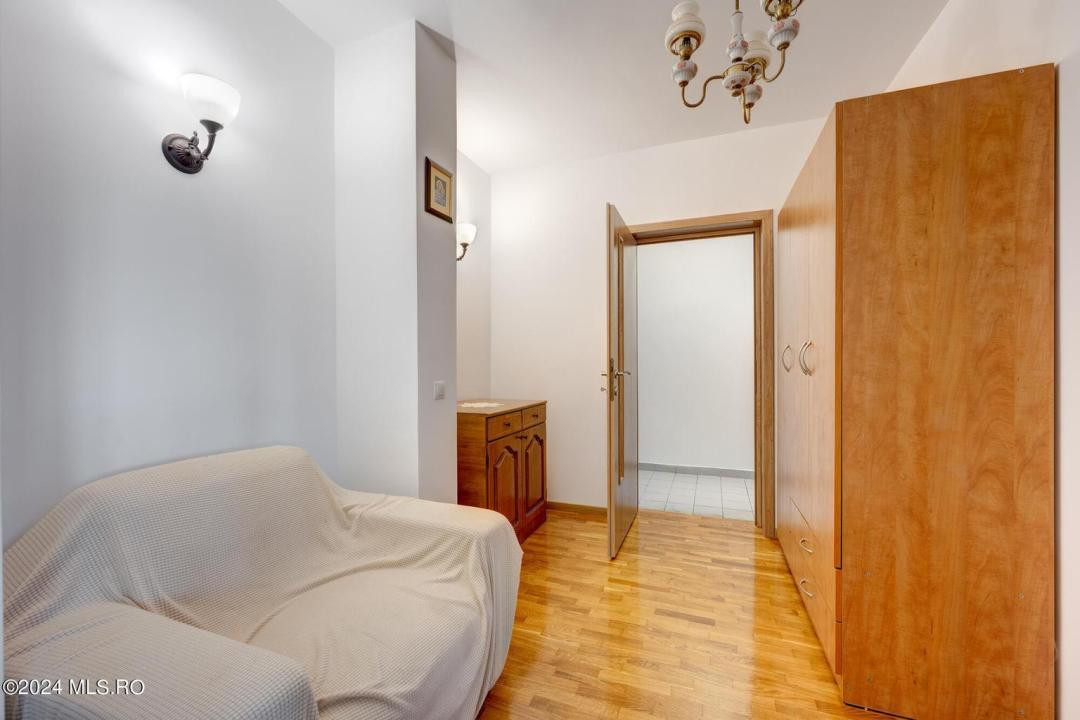 Apartament 2 camere, de inchiriat la doar 240m de statia de metrou 1 Decembrie 1