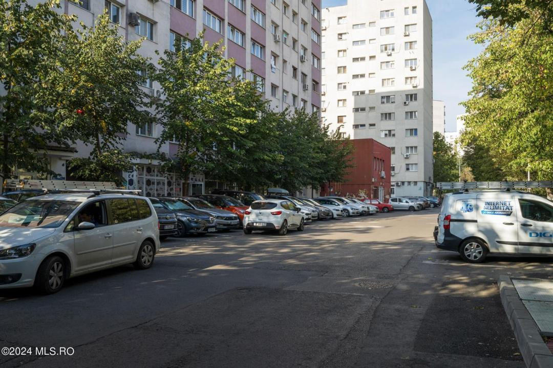 Apartament 2 camere, de inchiriat la doar 240m de statia de metrou 1 Decembrie 1