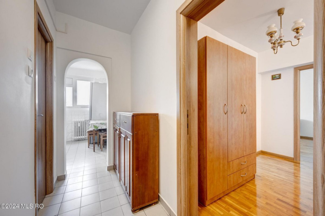 Apartament 2 camere, de inchiriat la doar 240m de statia de metrou 1 Decembrie 1