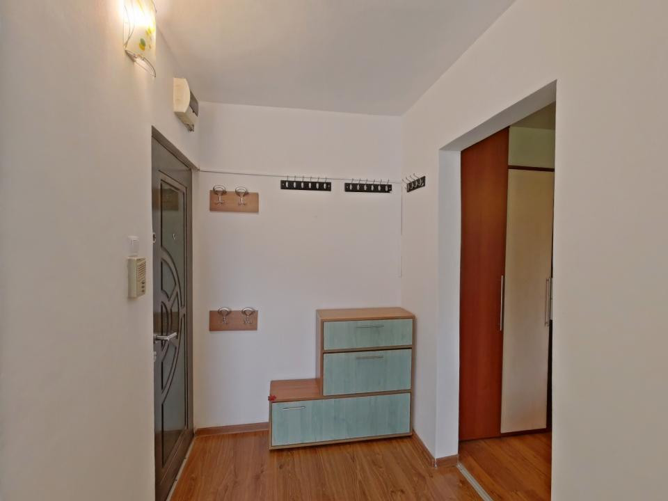 Astra, apartament 2 camere renovat și mobilat