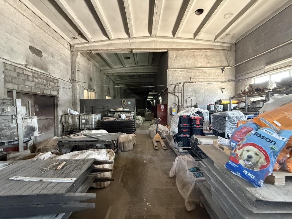 Hala industriala Uzina 2 cu teren betonat de 4500 mp