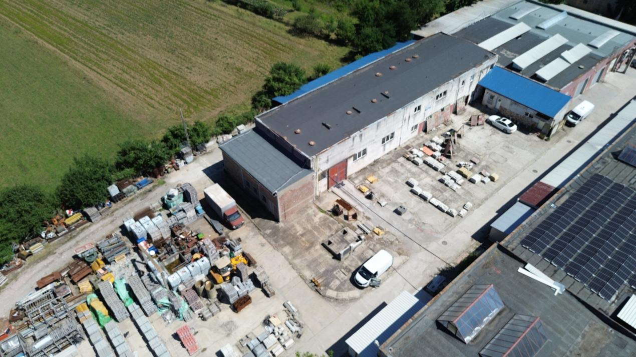 Hala industriala Uzina 2 cu teren betonat de 4500 mp