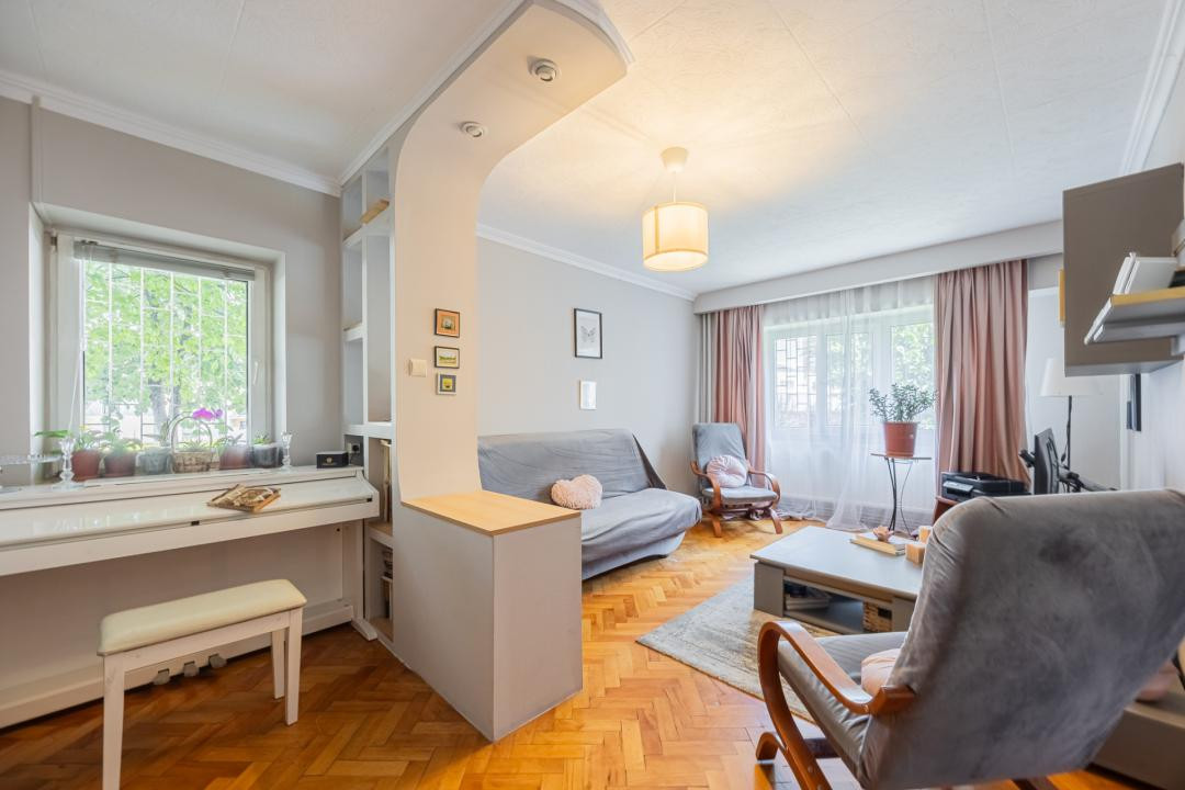 Apartament 3 camere, structură generoasă, Răcădău - Penny